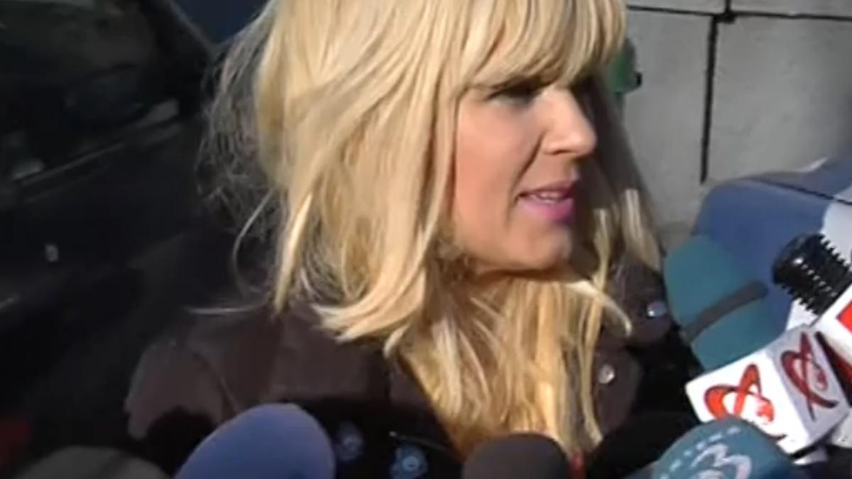 elena udrea cu sorcova la politie