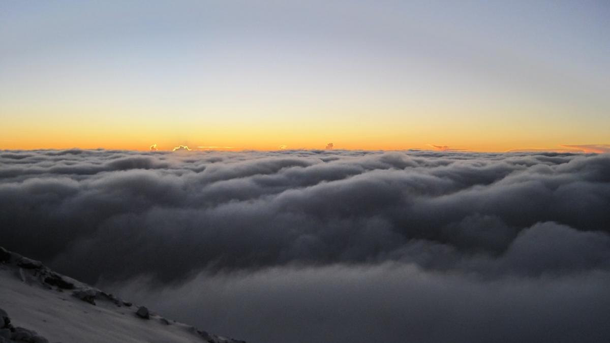 femeie kilimanjaro rusia record vorobyeva