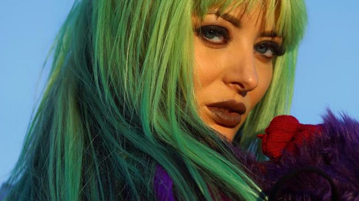 delia poza de peste 50 000 de like uri pe facebook haterii vor spune ca este photoshop