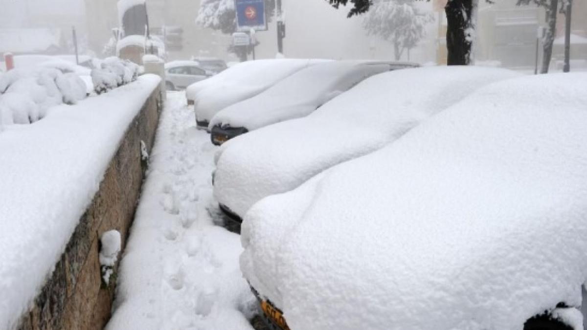 amenzi drastice pentru firmele care nu curata zapada pe trotuare