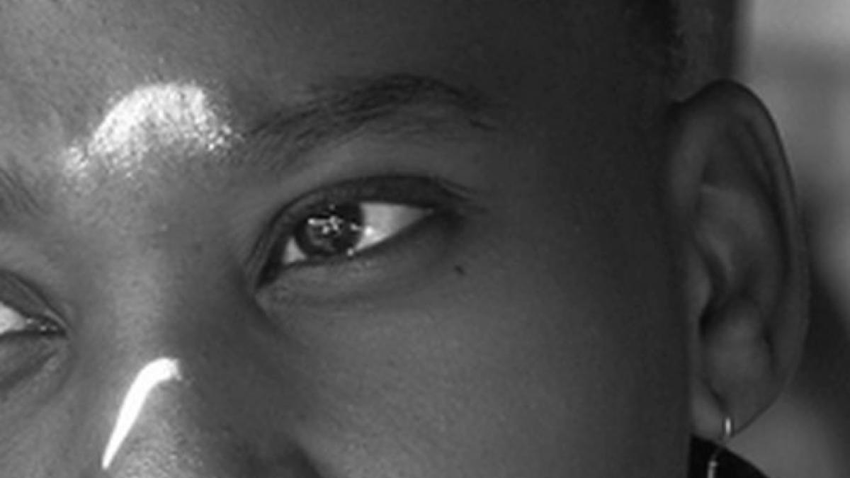 fata care a sfidat asteptarile medicilor nu are picioare iar trupul sau masoara doar cativa