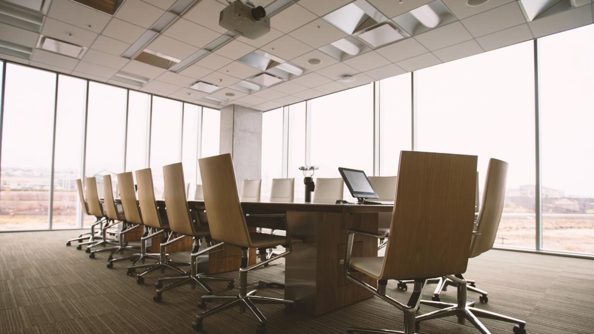 pericolul din aerul din birou avertismentul oamenilor de stiinta de la harvard