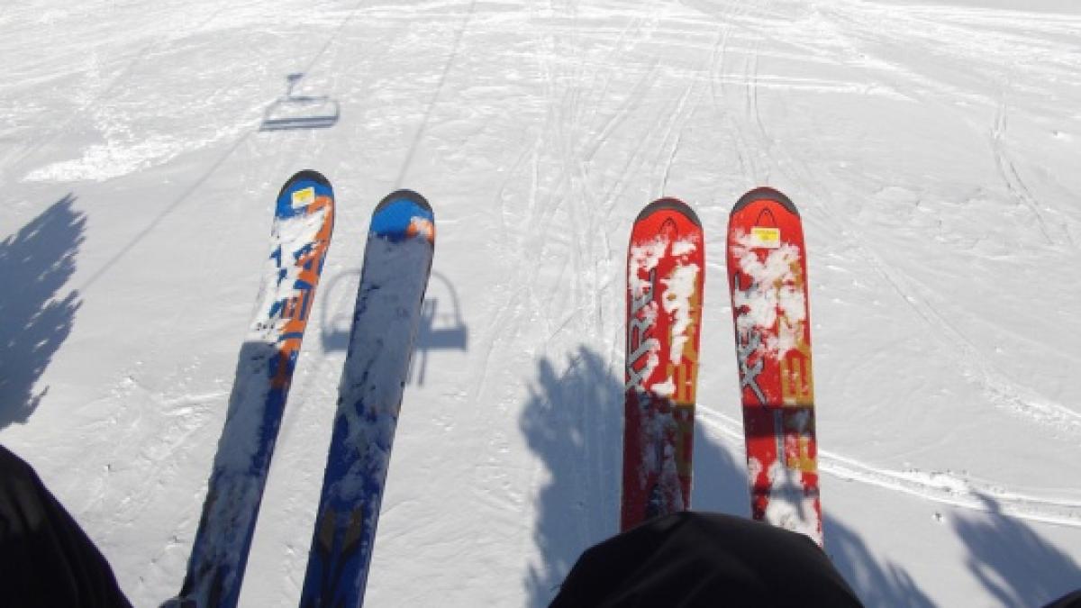 doua accidente grave la schi intr o singura zi