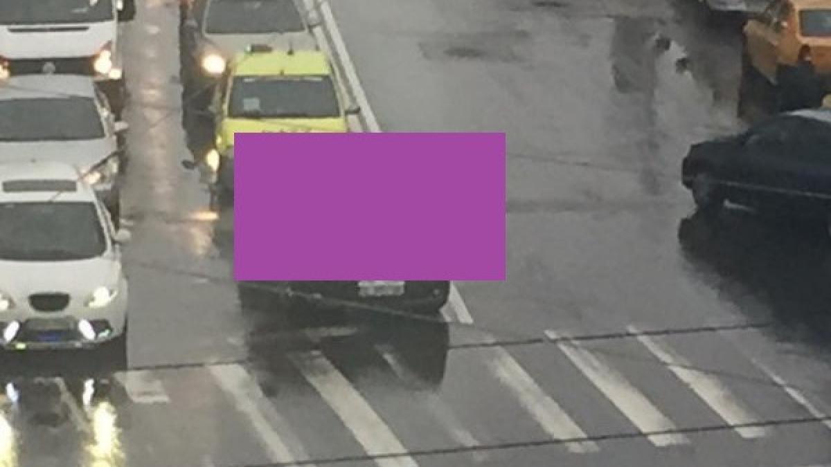 un sofer bucurestean a provocat panica in trafic cum arata masina pe care o conducea