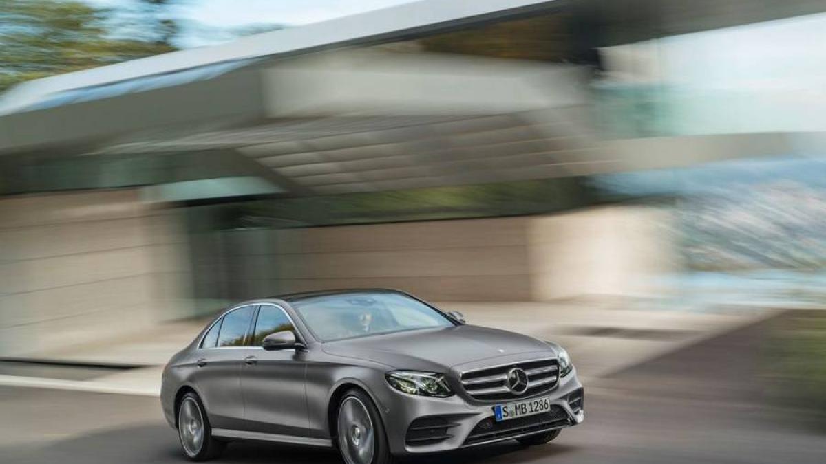 mercedes benz e class 2017 masina inteligenta care se conduce singura