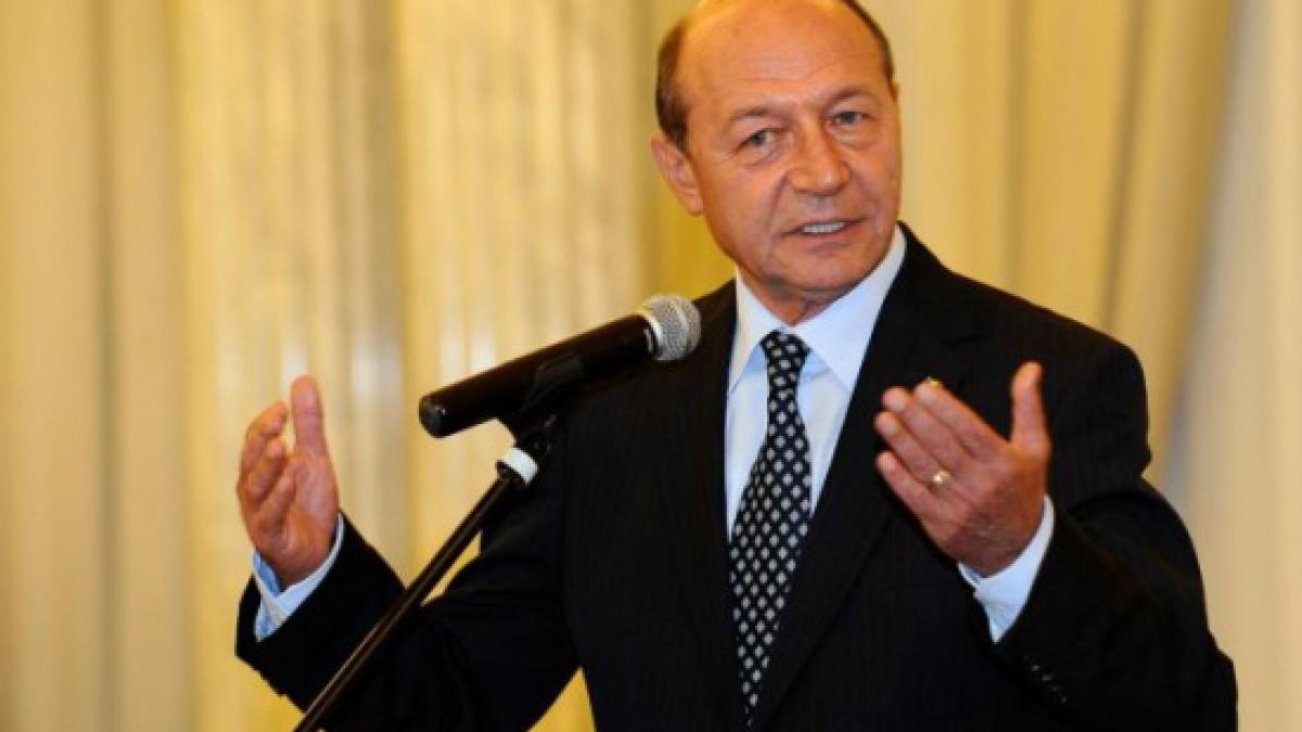 traian basescu sfideaza justitia si sare din nou in apararea fratelui sau suspectez o inscenare