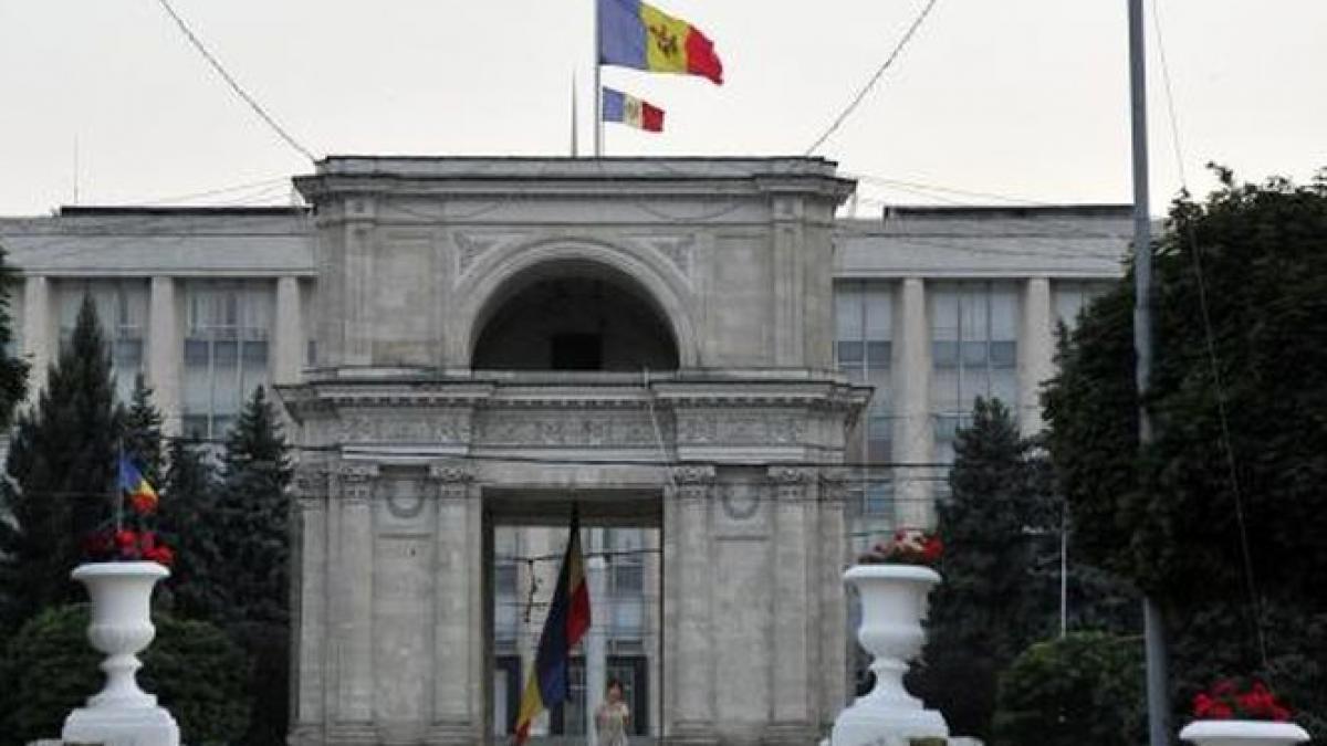 vlad plahotniuc candidatul partidului democrat pentru functia de premier al republicii moldova