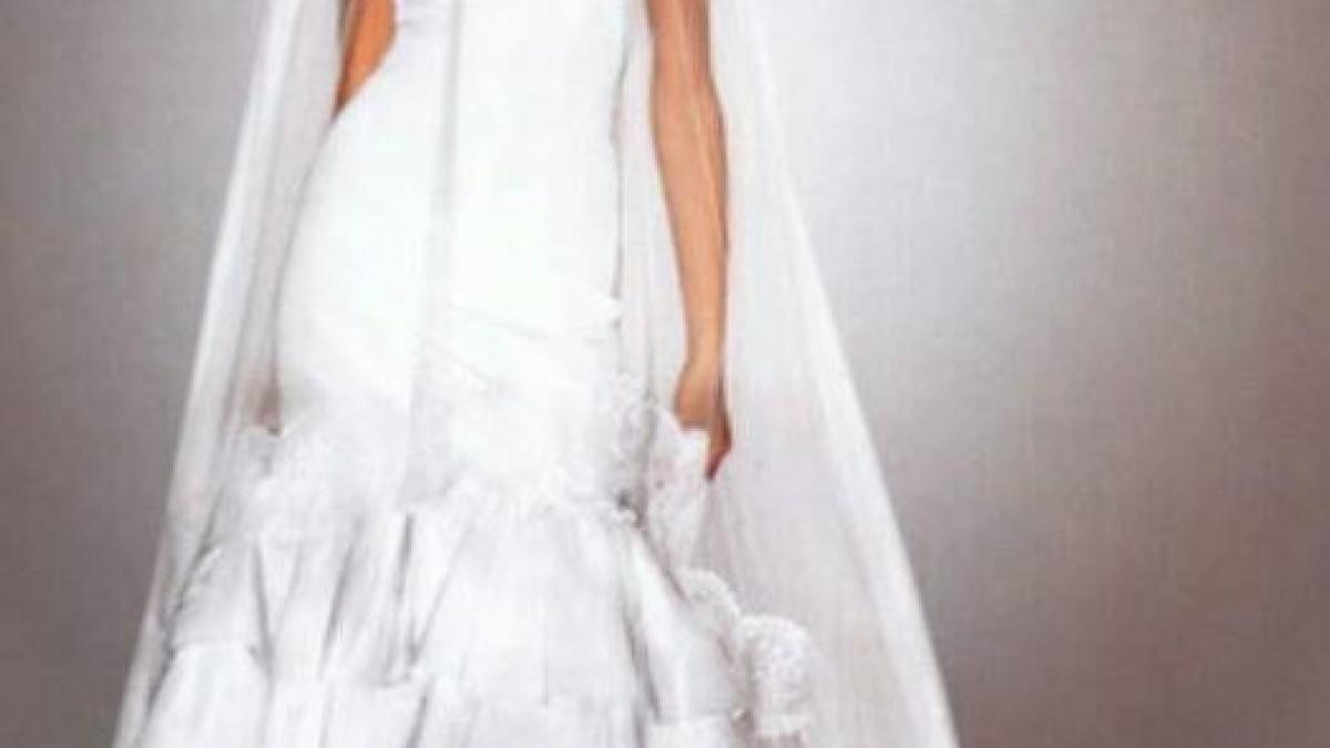 valentina pelinel in rochie de mireasa la sfarsitul lunii mihaela si alina borcea vor fi prezente