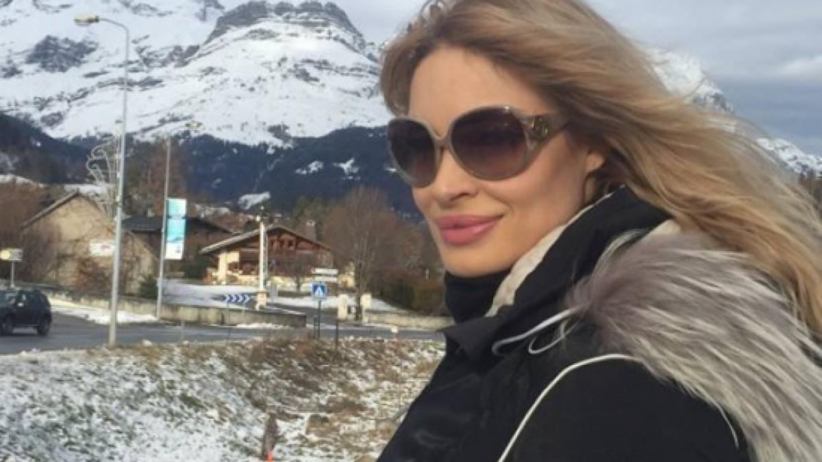 valentina pelinel mesaj misterios pe facebook