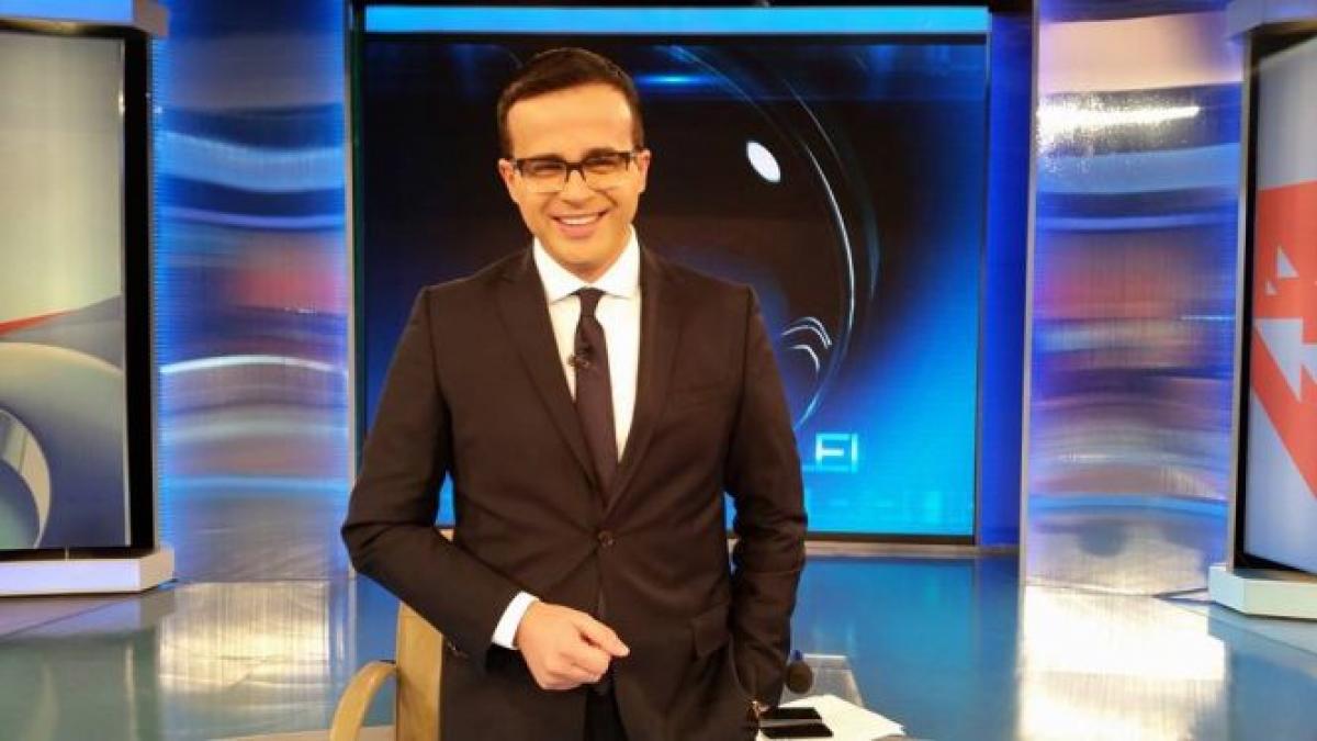 Mihai Gâdea le cere părerea telespectatorilor: Să accept confruntarea cu Traian Băsescu?