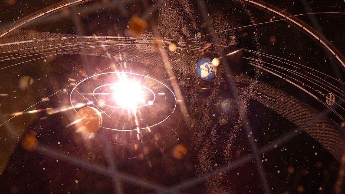 tara in care nimeni sub 25 de ani nu crede ca dumnezeu a creat universul