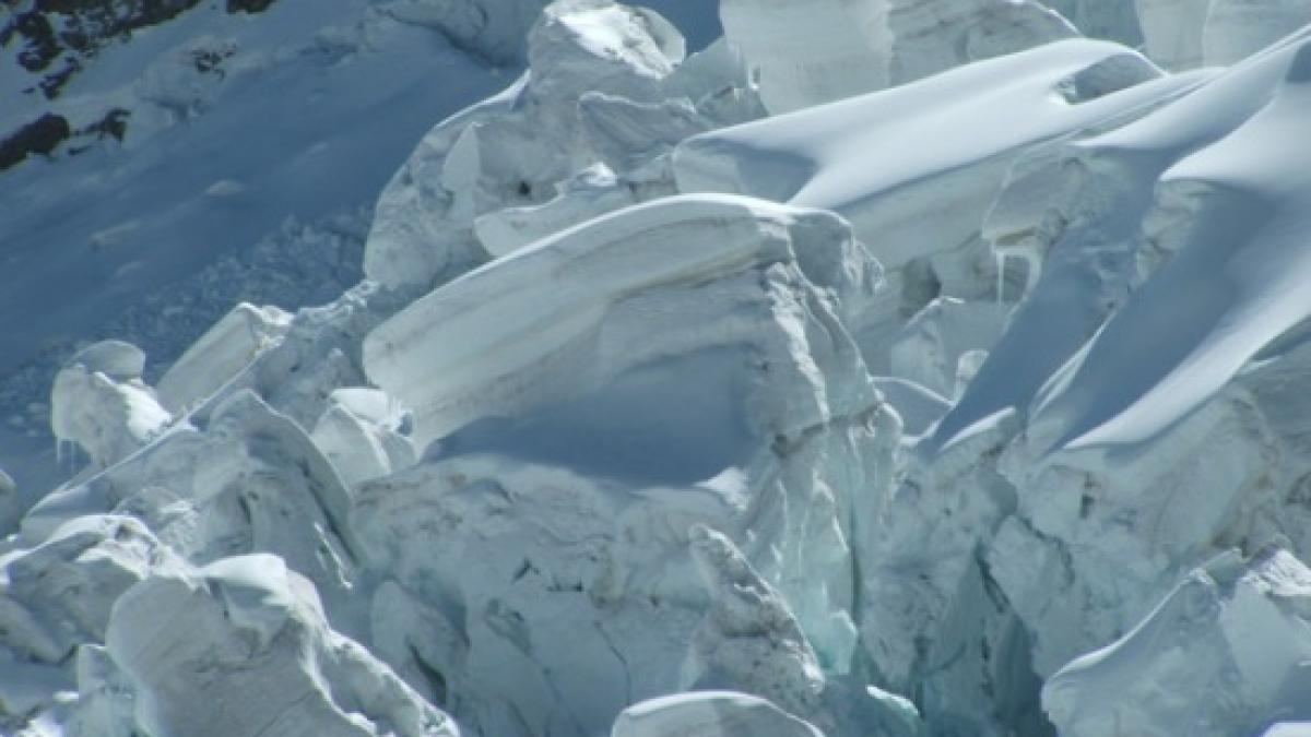 avalansa provocata deliberat in bulgaria romani in pericol