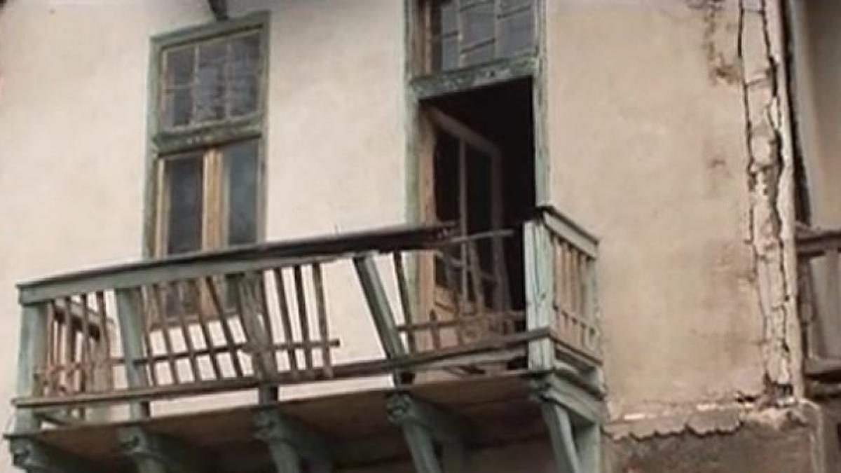 baile herculane ruina