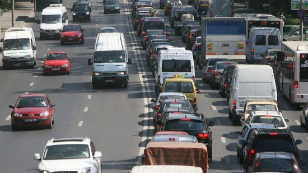 numarul masinilor din romania a crescut cu 5 27 in 2015