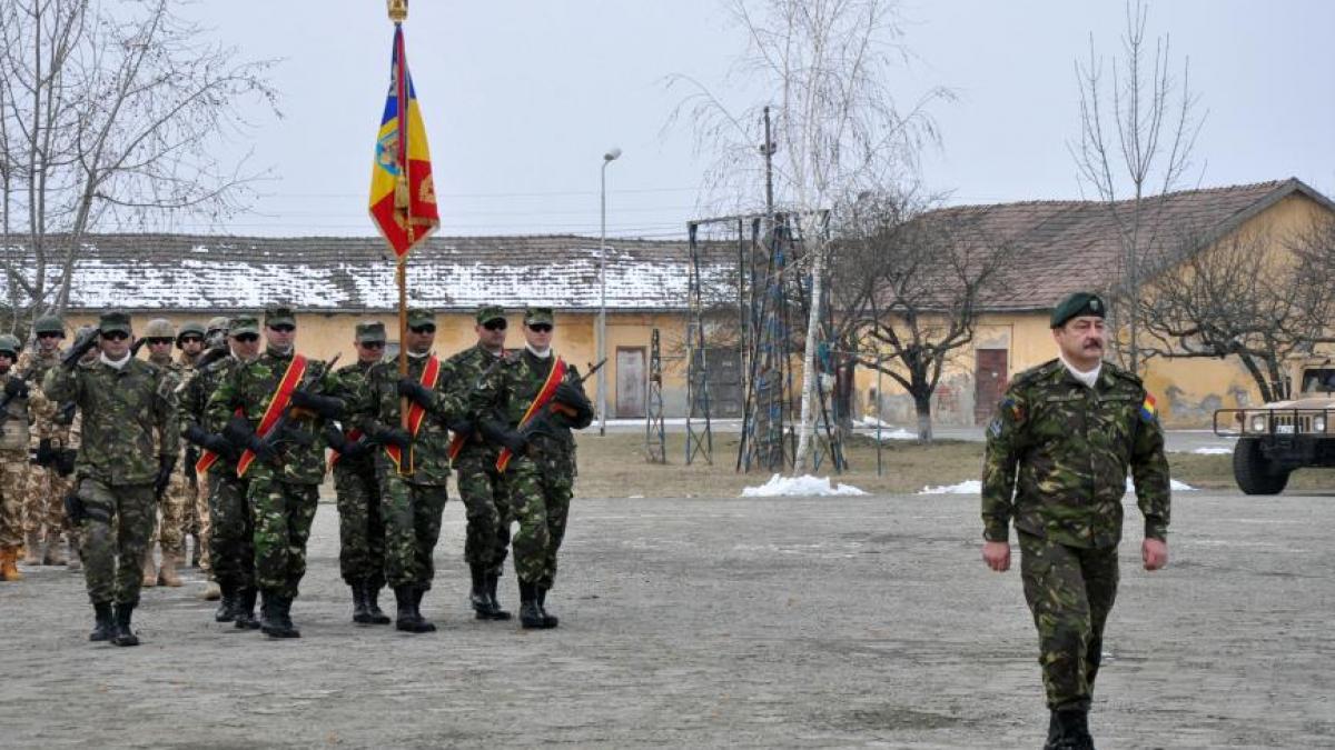 doi militari raniti anul trecut in afganistan decorati de presedintele iohannis