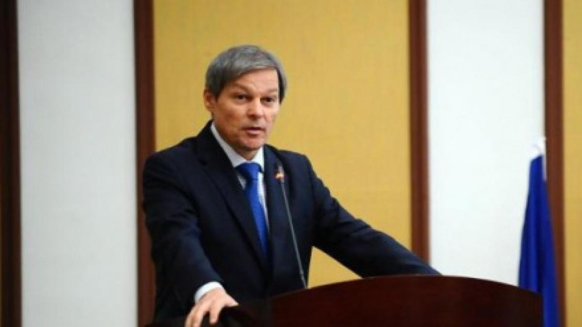 dacian ciolos prins la mijloc de psd si pnl