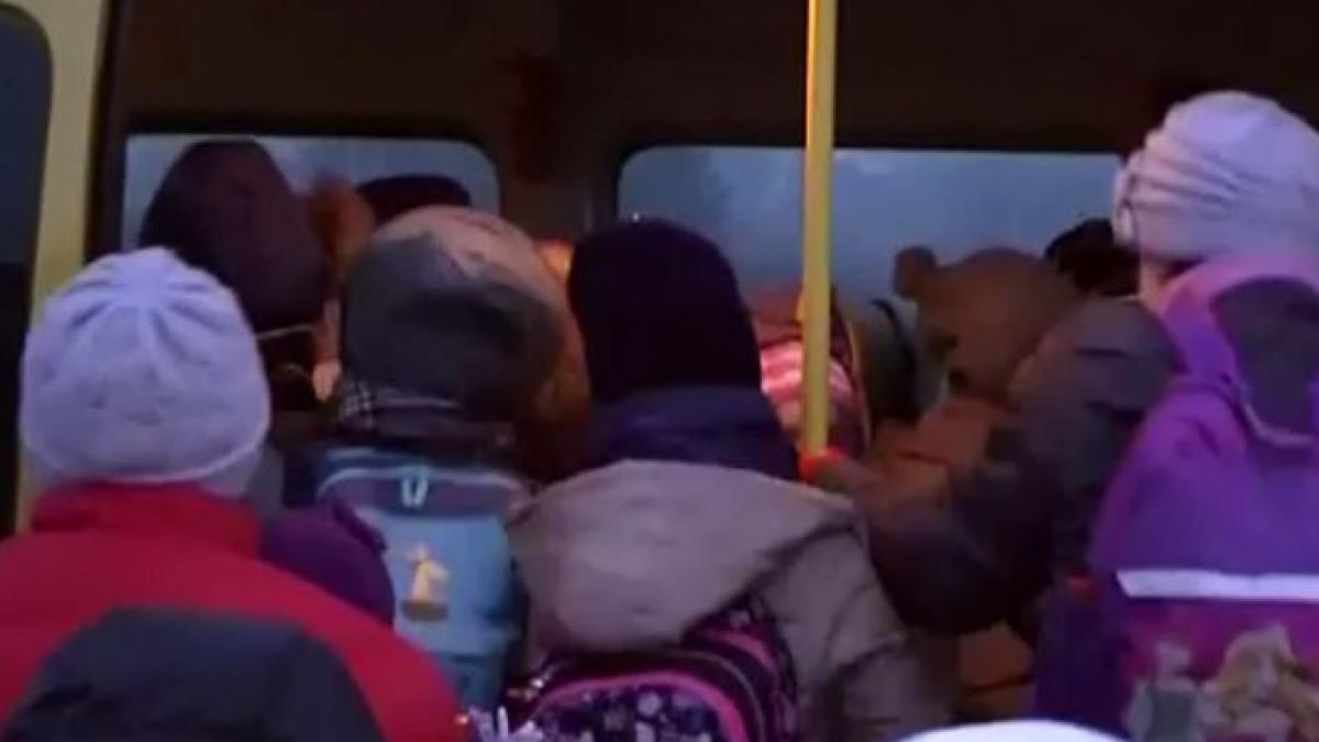 zeci de copii pusi in pericol in drum spre scoala