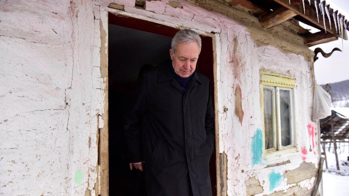 ambasadorul sua a vizitat o comunitate de romi