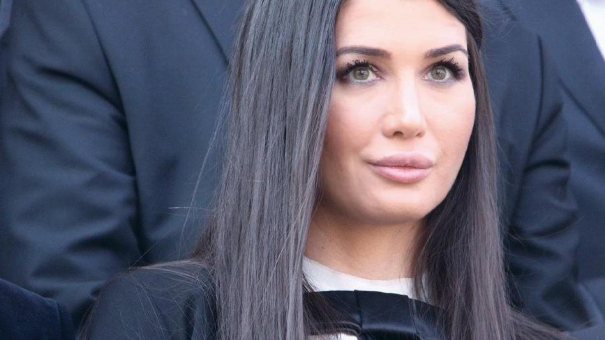 ce a patit barbatul care a spart apartamentul elenei basescu