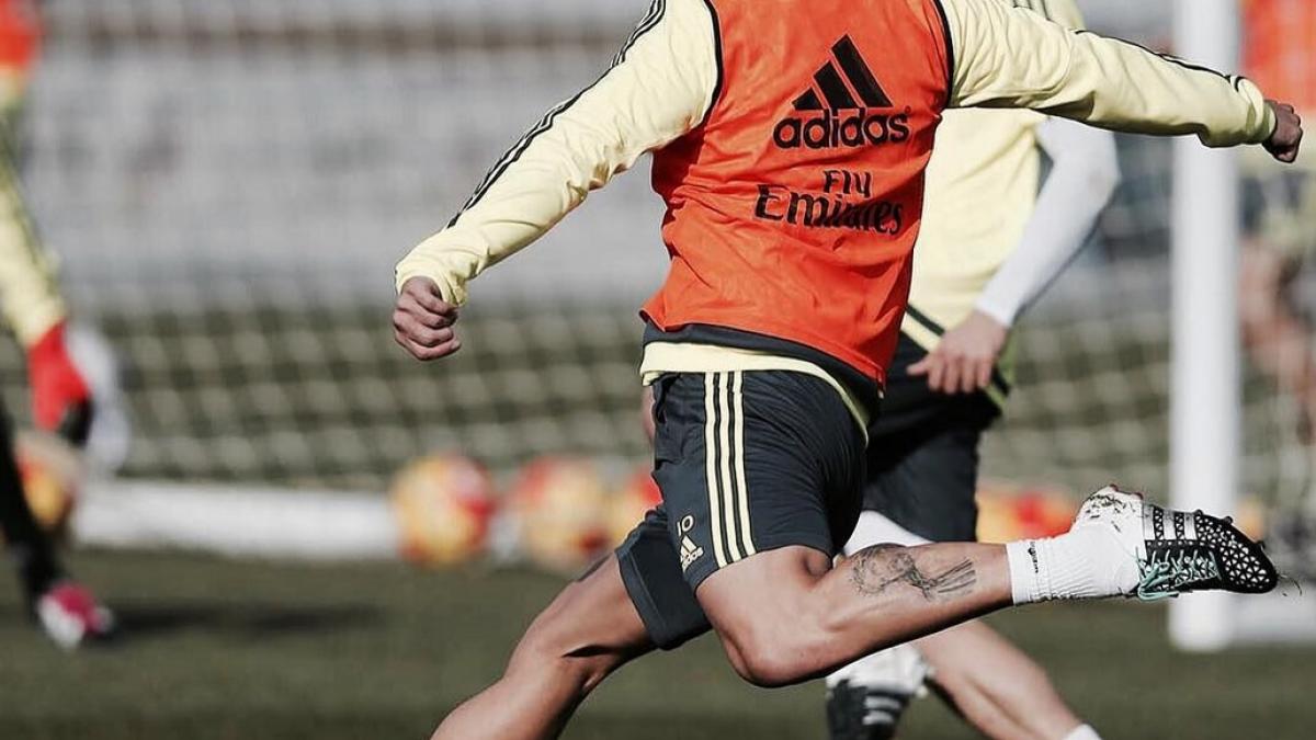 o noua problema pentru perez dupa ronaldo o alta vedeta ii da batai de cap isi insala nevasta cu