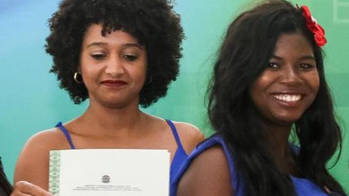 initiativa bizara a unui primar burse de studiu pentru tinerele care dovedesc ca sunt virgine