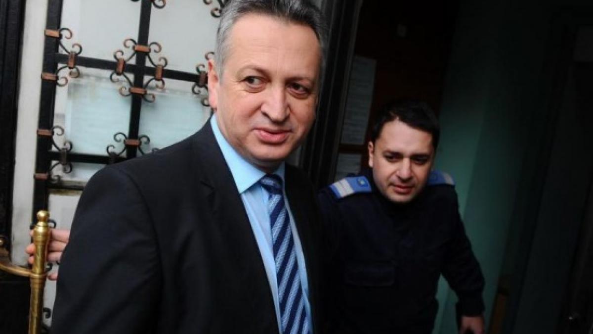 solutia incredibila gasita de fostul ministru relu fenechiu ca sa nu mai plateasca prejudiciul in