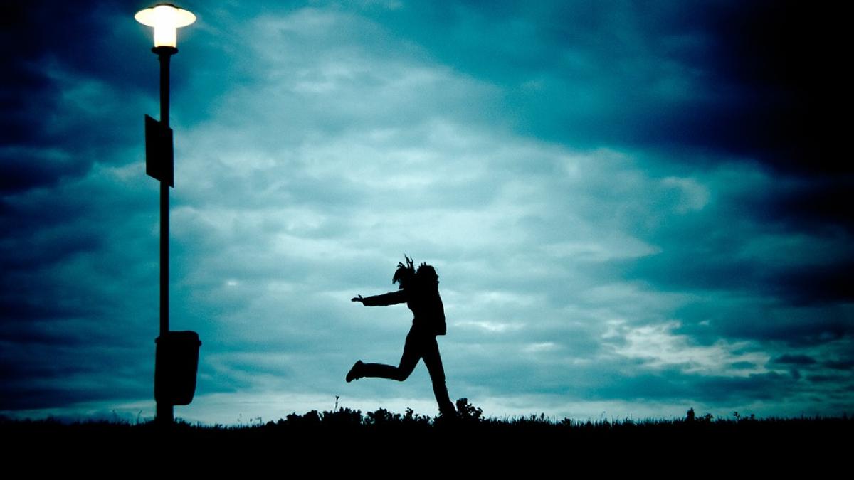 cand faci miscare depresia fuge de tine