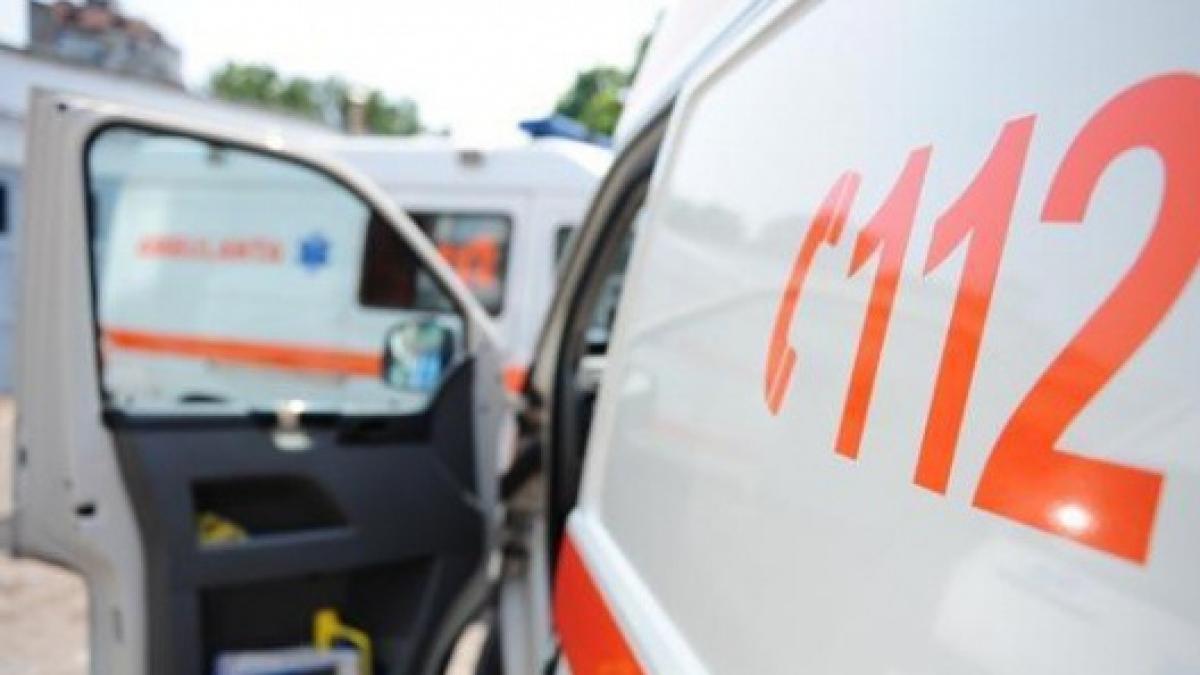 Incident şocant într-o şcoală din Mureş. Un băiat a ajuns în stare gravă la spital, după ce a fost bătut de un coleg