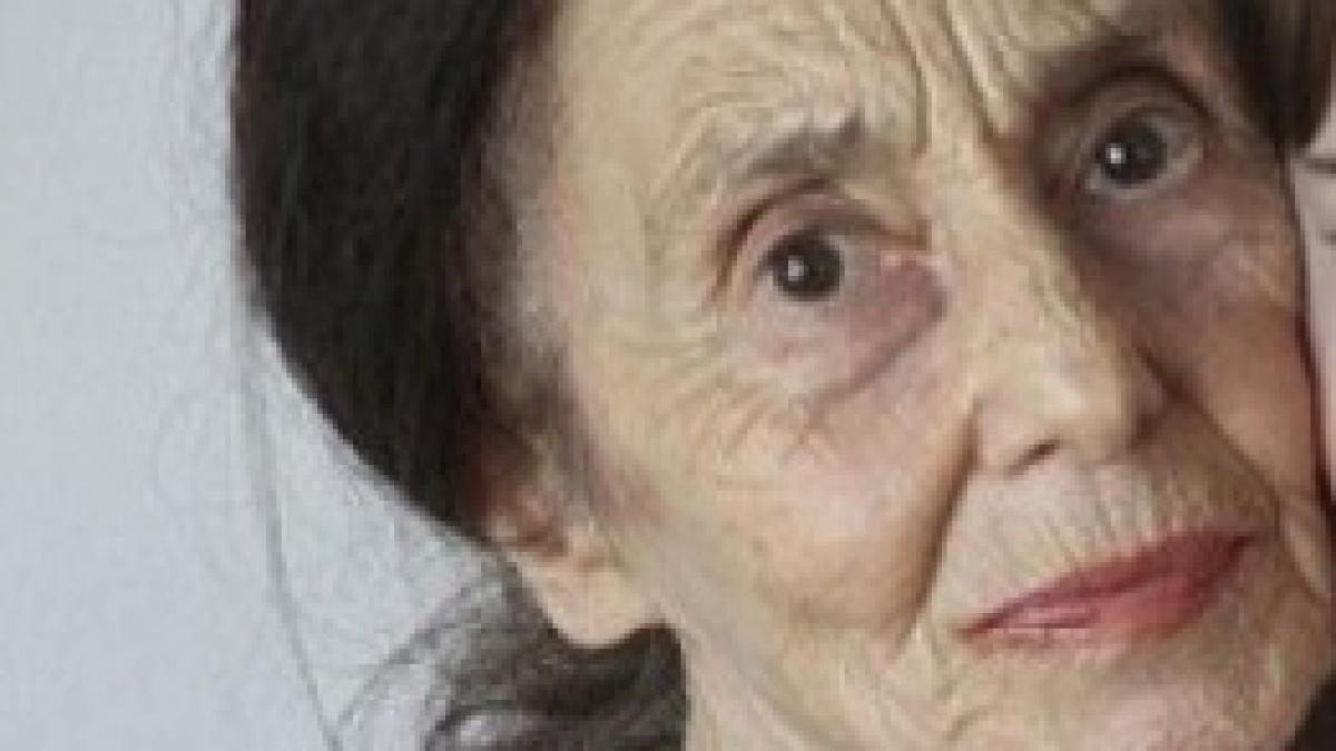 cea mai batrana mama din romania o desfiinteaza pe valentina pelinel