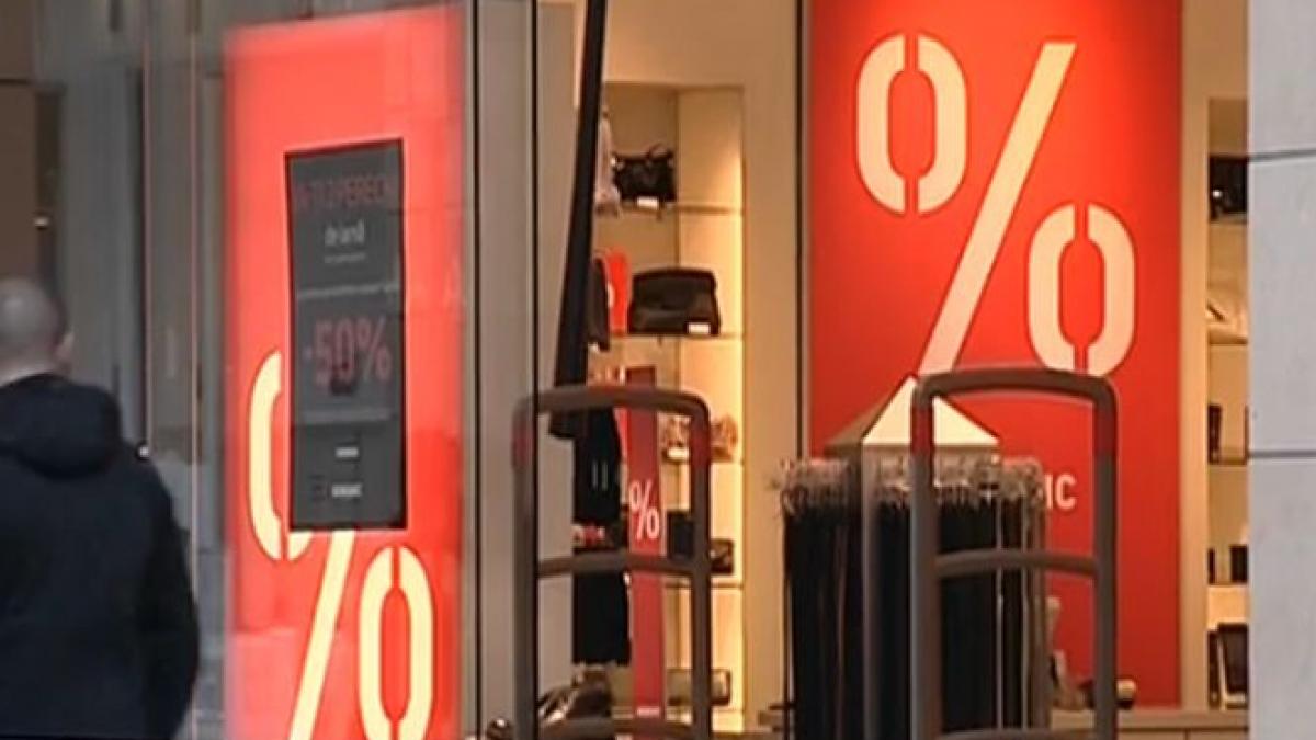 reduceri haine preturi