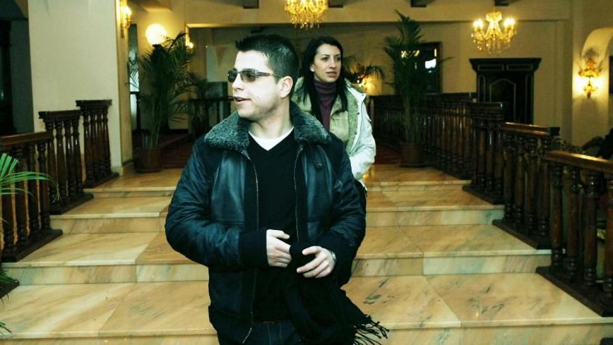 cine s a inscris in cursa interna a pnl pentru primariile de sector