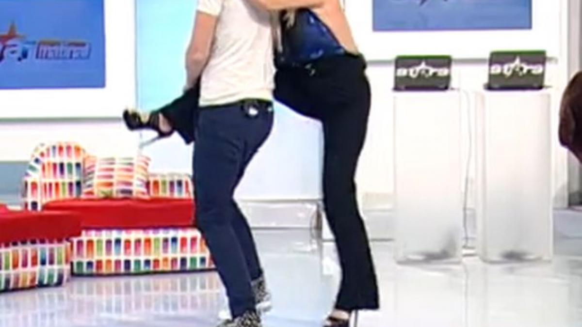 incident neplacut in direct la o televiziune din romania ce a patit prezentatoarea