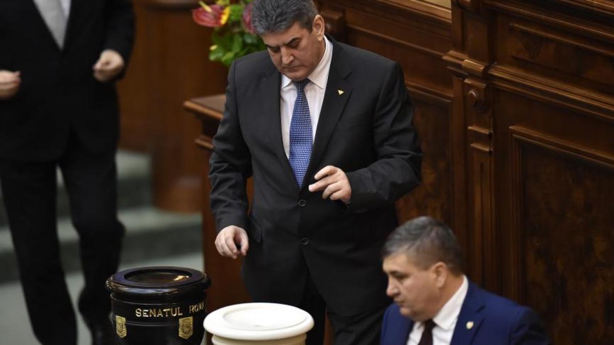 intalnirile secrete ale lui oprea