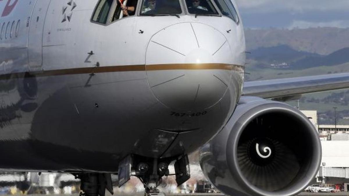 alerta pe aeroportul din madrid posibila amenintare cu bomba pasagerii unui avion au fost debarcati