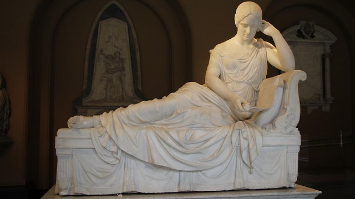 condamnat pentru dare de mita a fost obligat de judecator sa lucreze la muzeu