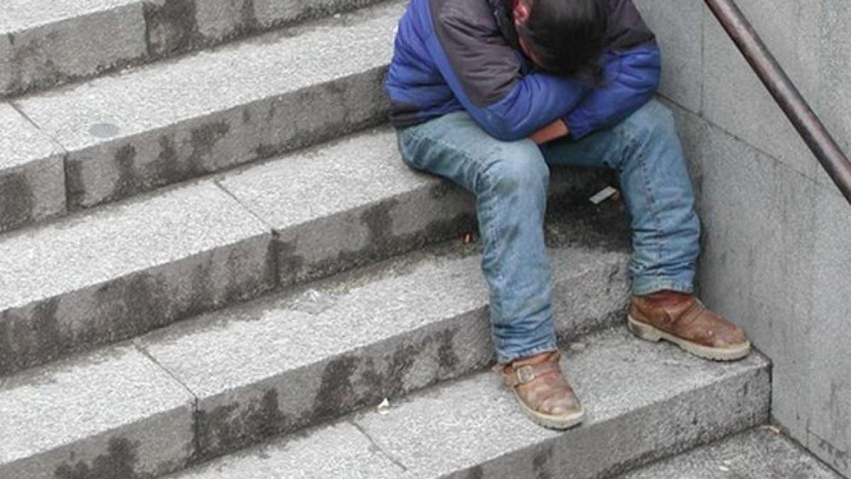 creierul atentatelor de la paris spunea ca este cersetor roman