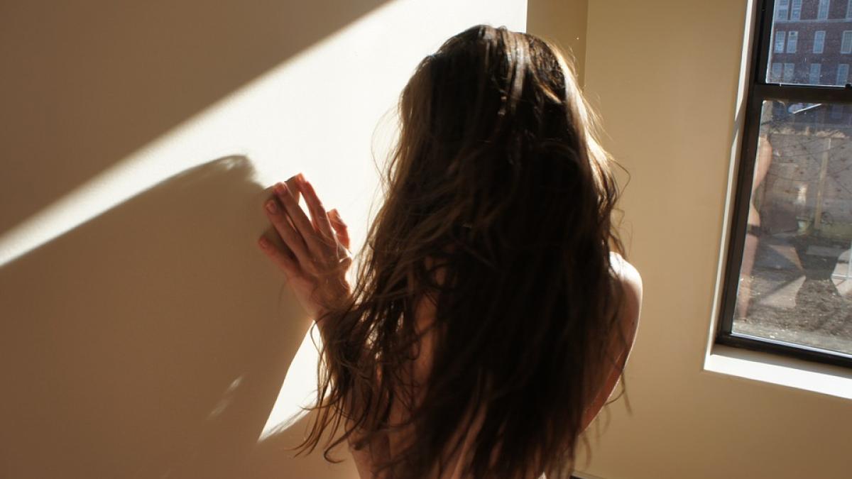 cruzime dusa la extrem i a spus ca i a lasat un buchet de flori la usa apoi a pus o sa citeasca