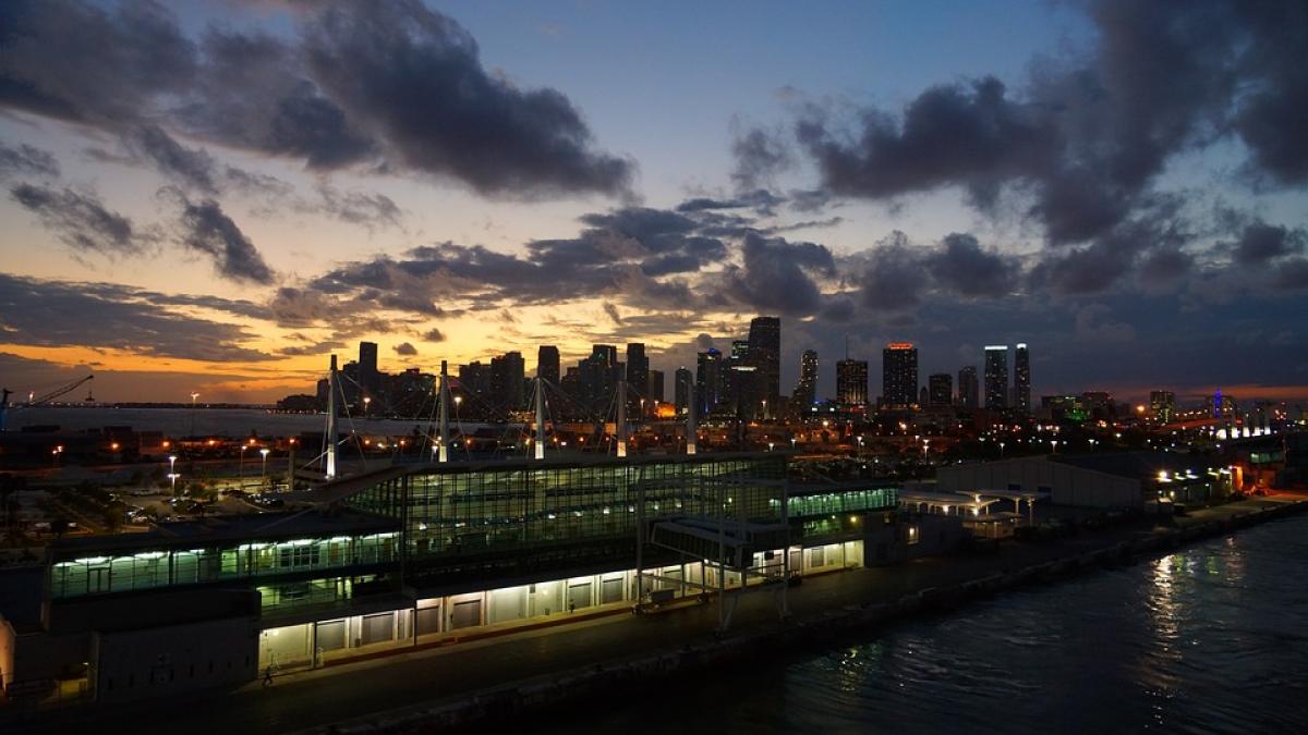 focuri arma florida politie victime