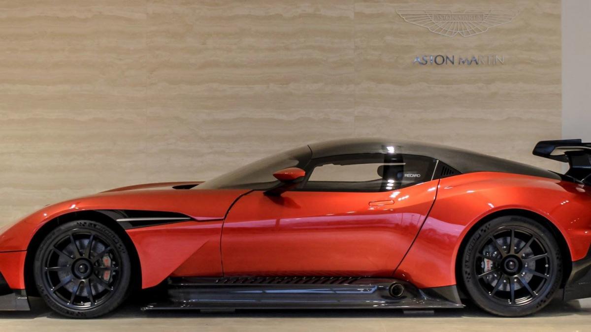 aston martin vulcan lansare