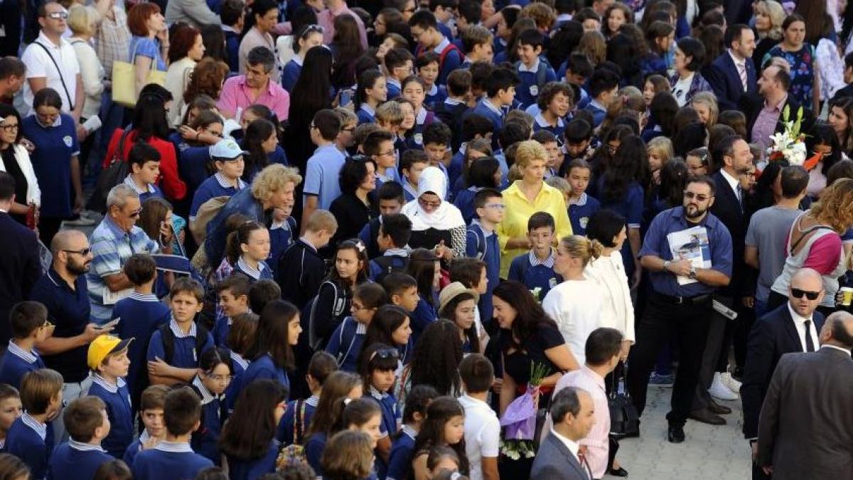 ministerul educatiei desfiintare istorie scoli