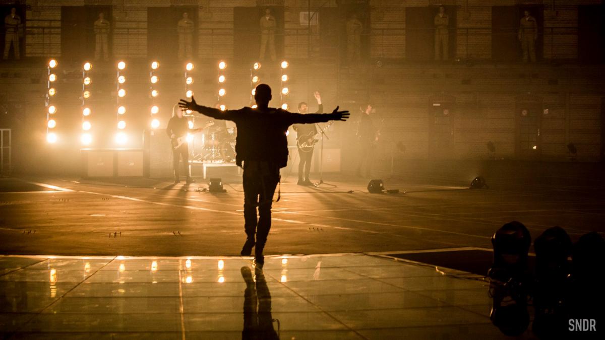 cel mai iubit dj al lumii revine in romania