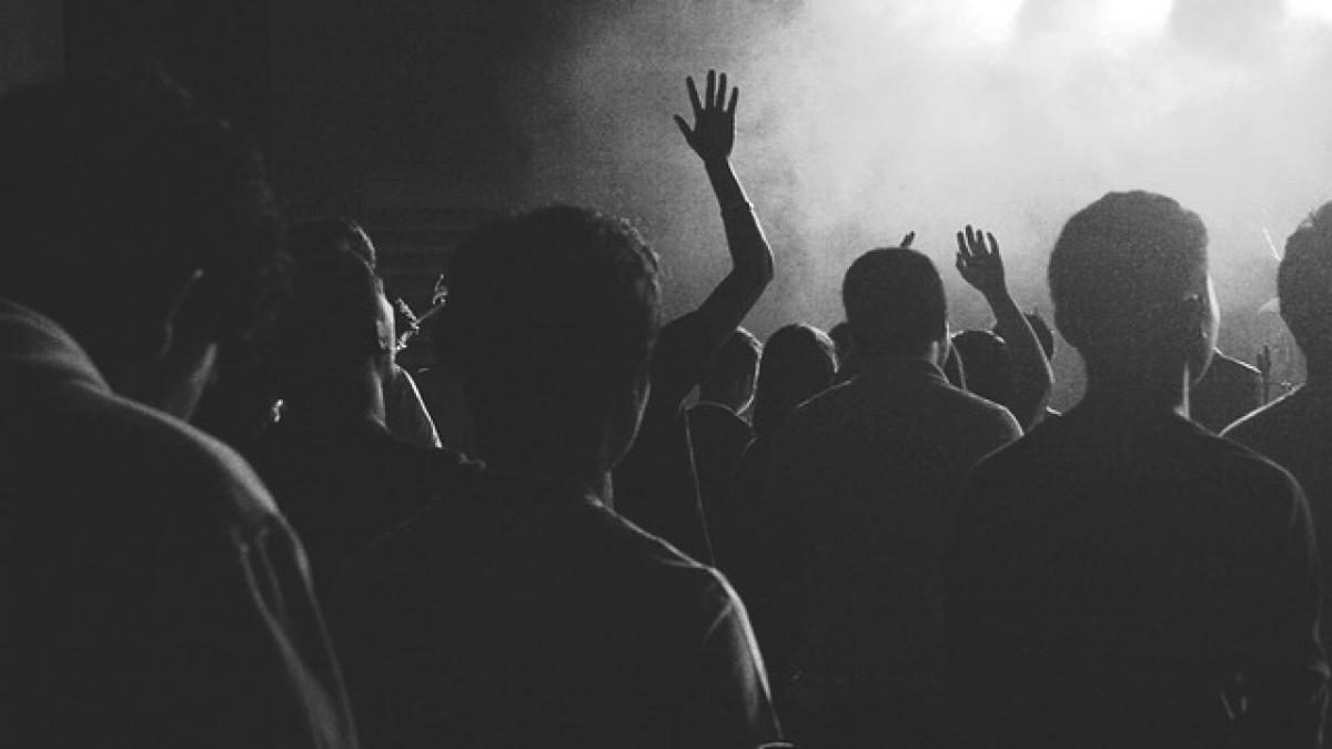 legea tinerilor intra in dezbatere