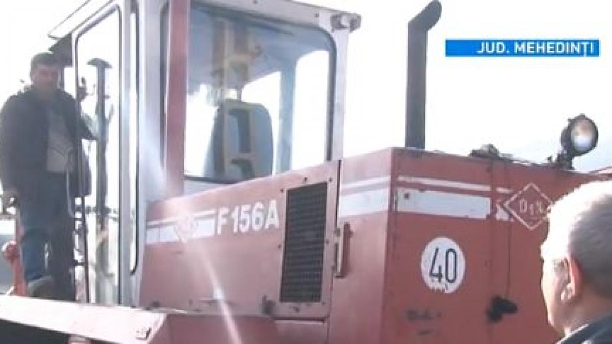 asfaltare mehedinti sateni blocati