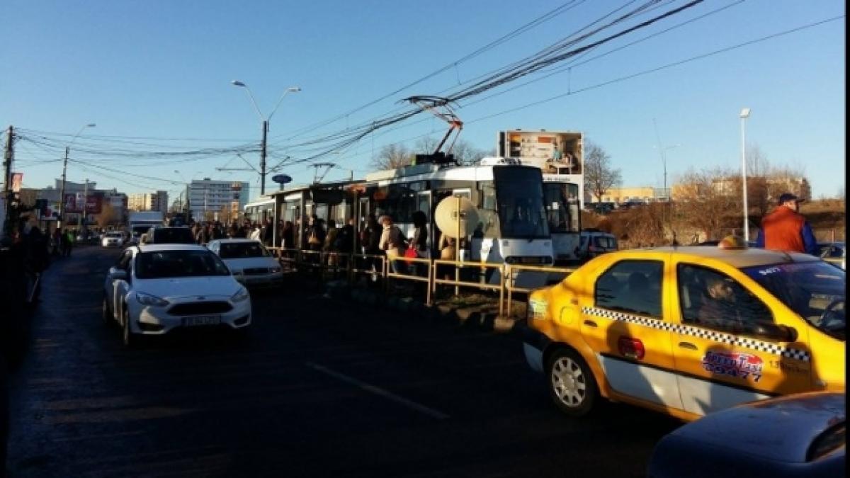 accident pe linia tramvaiului 41 traficul este blocat