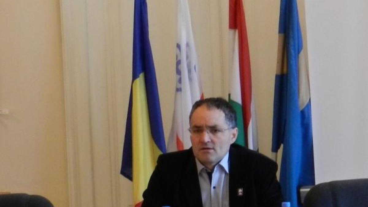 primarul udmr din miercurea ciuc obligat de instanta sa indeparteze drapelul ungariei si steagul