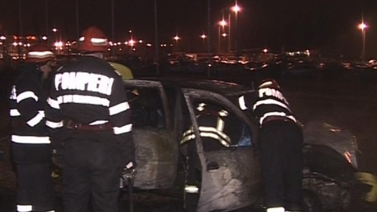 accident teribil la iesire din bucuresti trei oameni au fost la un pas sa arda de vii intr un taxi