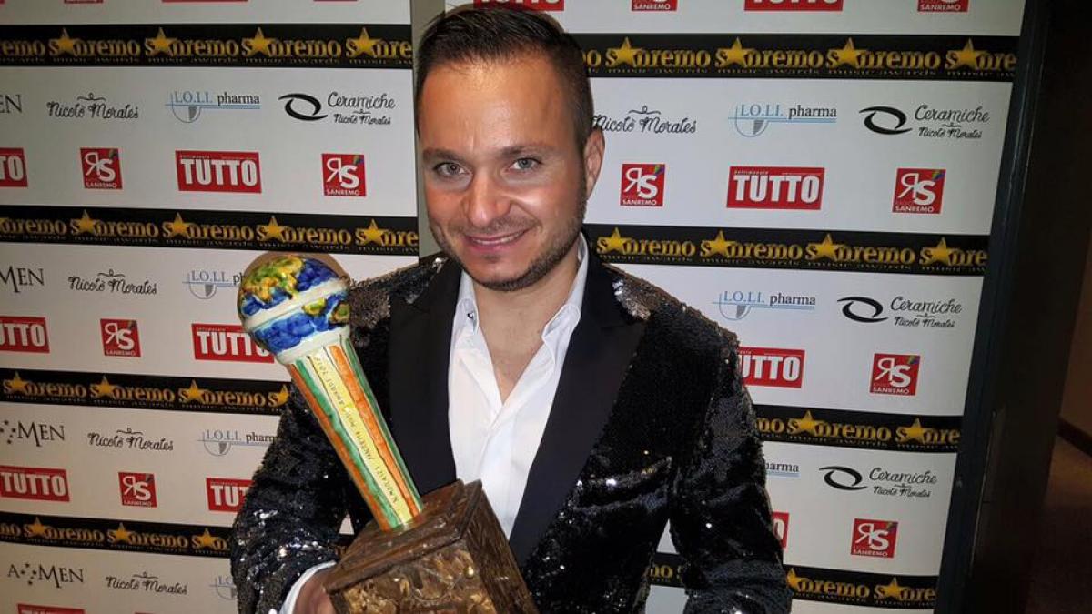 un roman a castigat trofeul vocea internationala la sanremo 2016