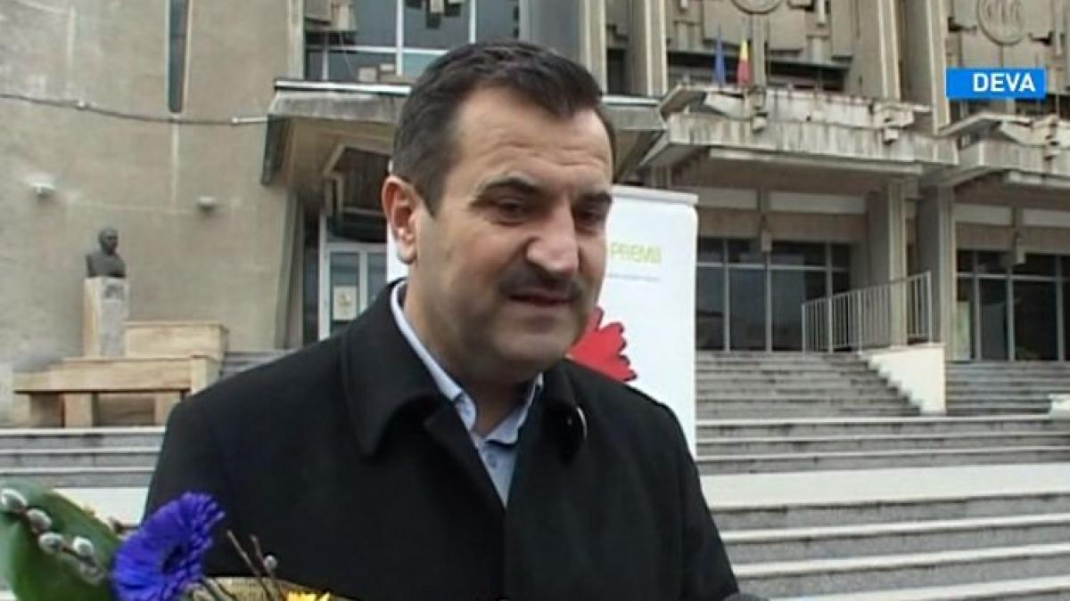 si a modernizat satul si a investit in oameni un primar din constanta premiat pentru proiectele sale