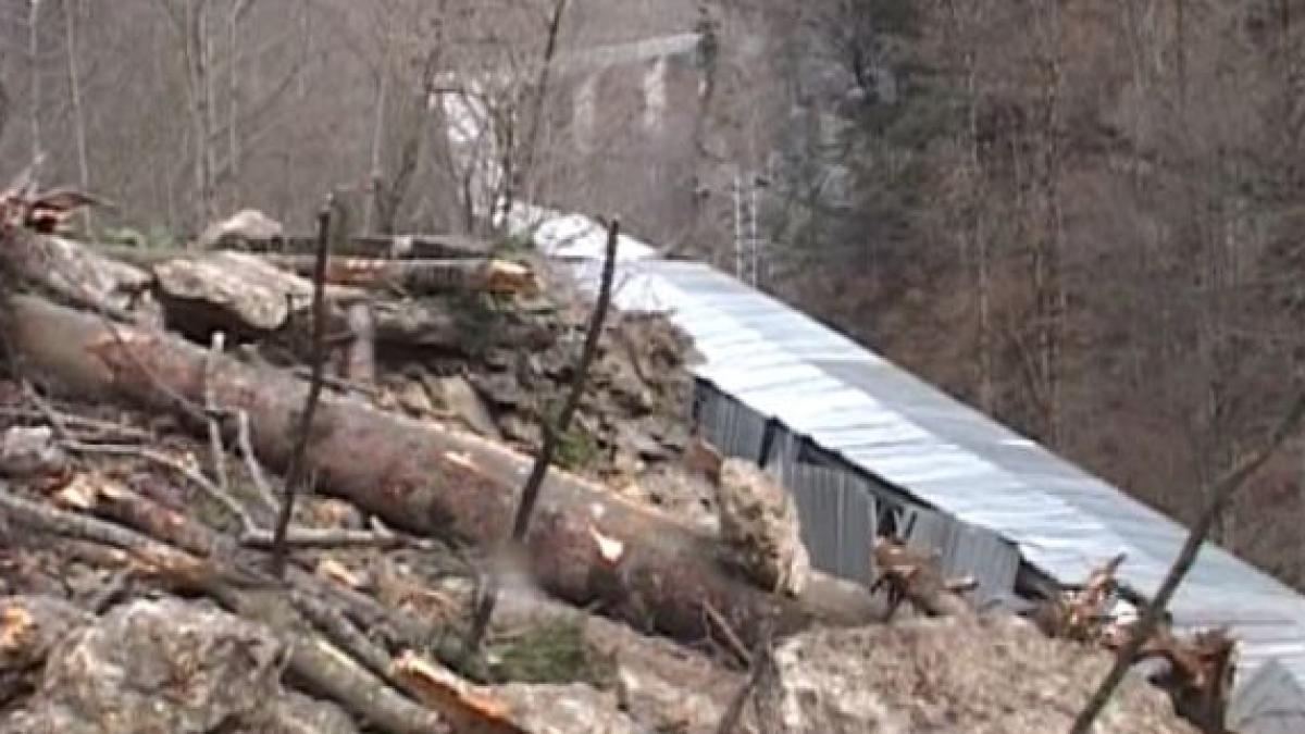 drum blocat stanci dambovita apa