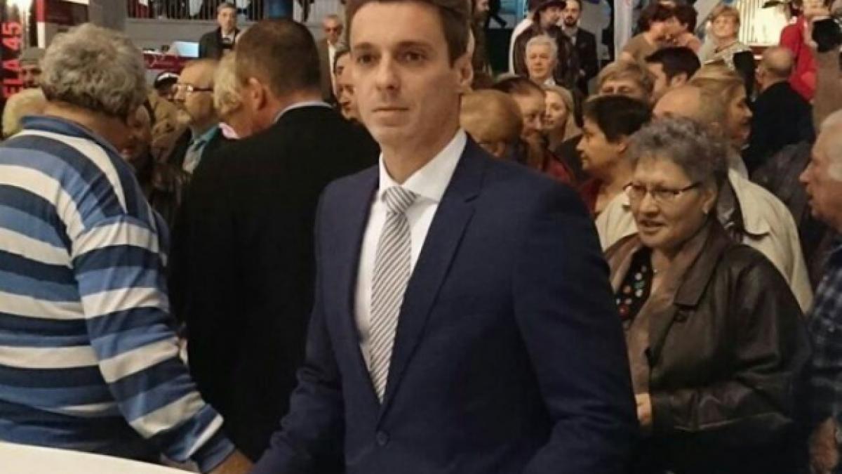 mircea badea este o executie nicio televiziune de pe lumea asta nu se poate muta in cinci zile